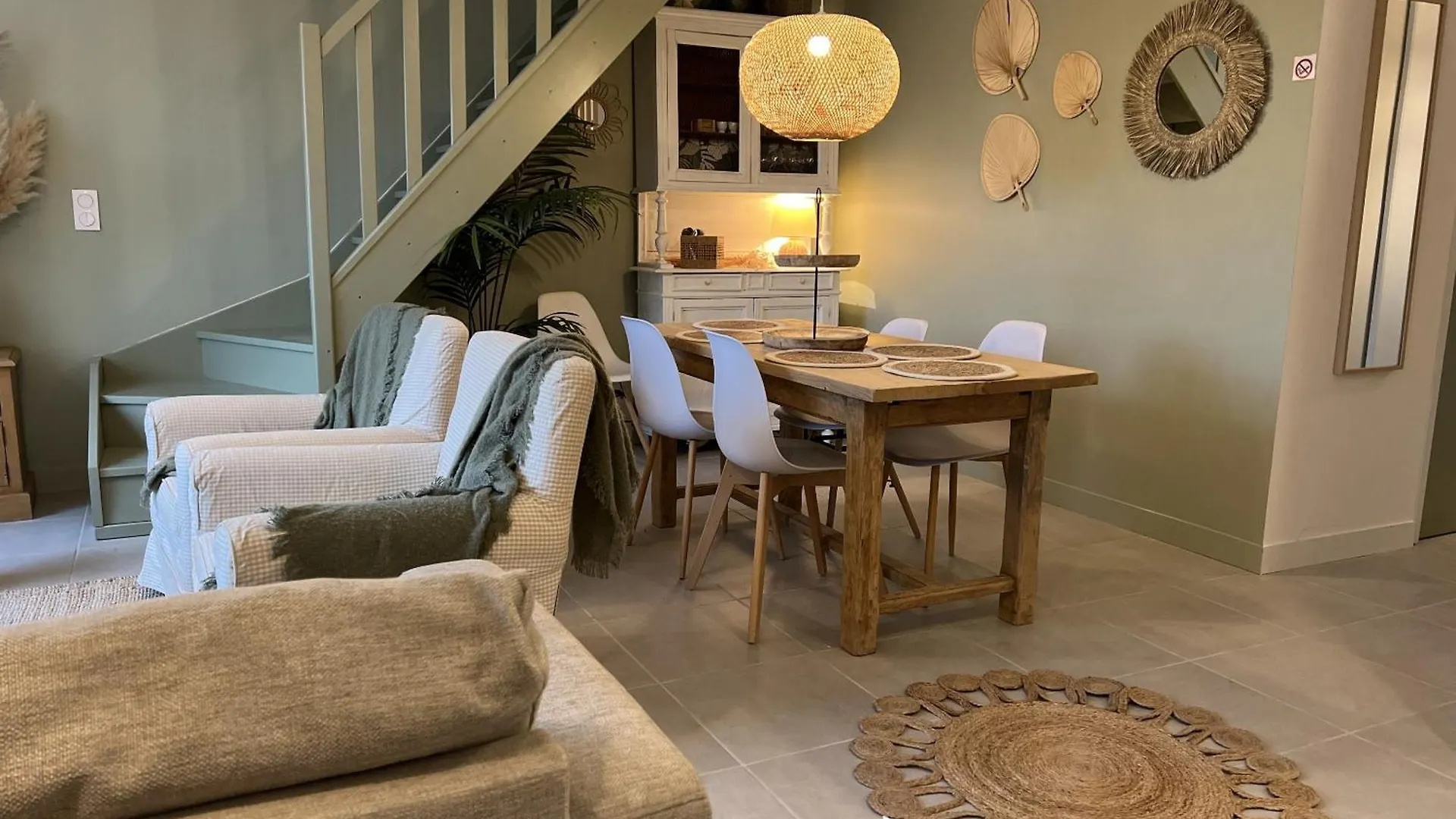 Hébergement de vacances Le Clos Du Moulin 3, Home With Garden, 3 Bedroom (Adults Only) Entraigues-sur-la-Sorgue