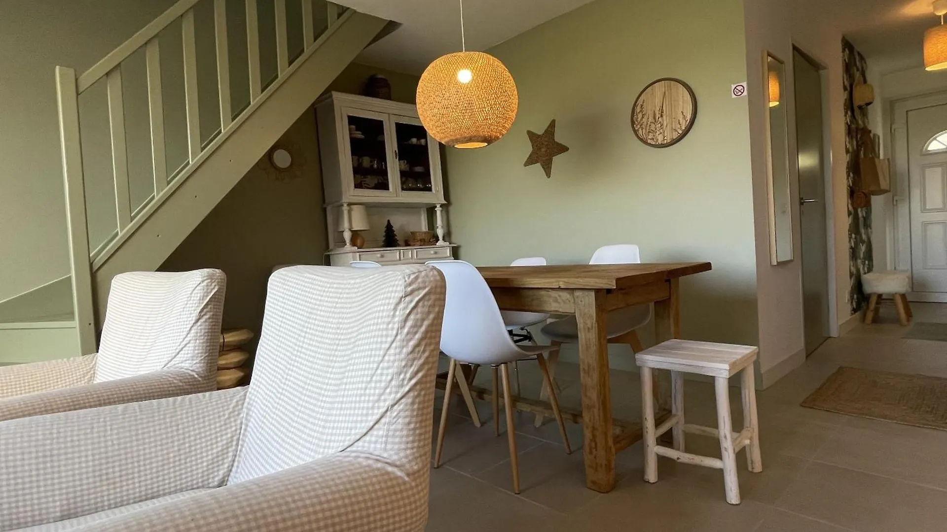 Le Clos Du Moulin 3, Home With Garden, 3 Bedroom (Adults Only) Entraigues-sur-la-Sorgue Hébergement de vacances