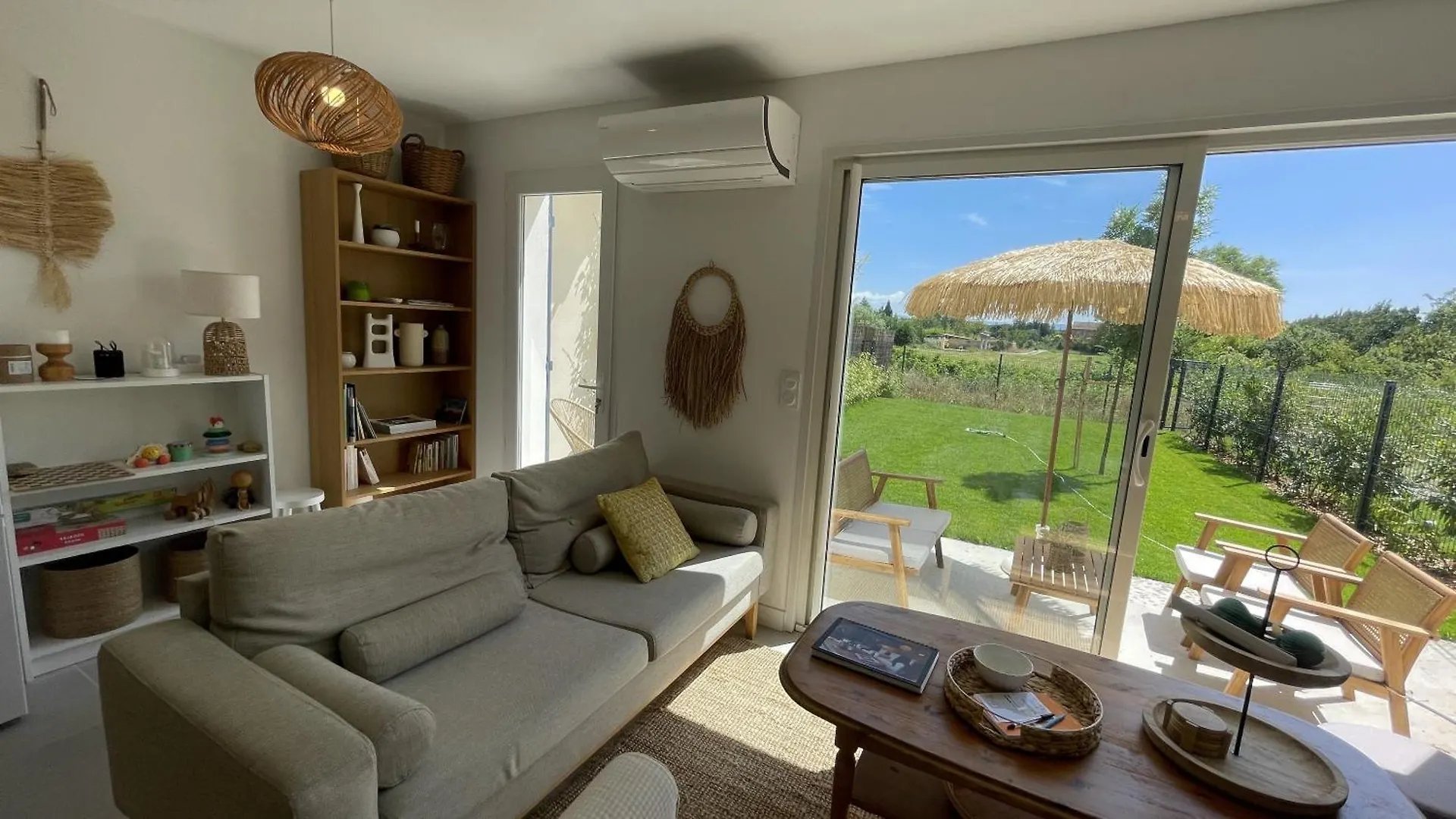 Hébergement de vacances Le Clos Du Moulin 3, Home With Garden, 3 Bedroom (Adults Only) Entraigues-sur-la-Sorgue