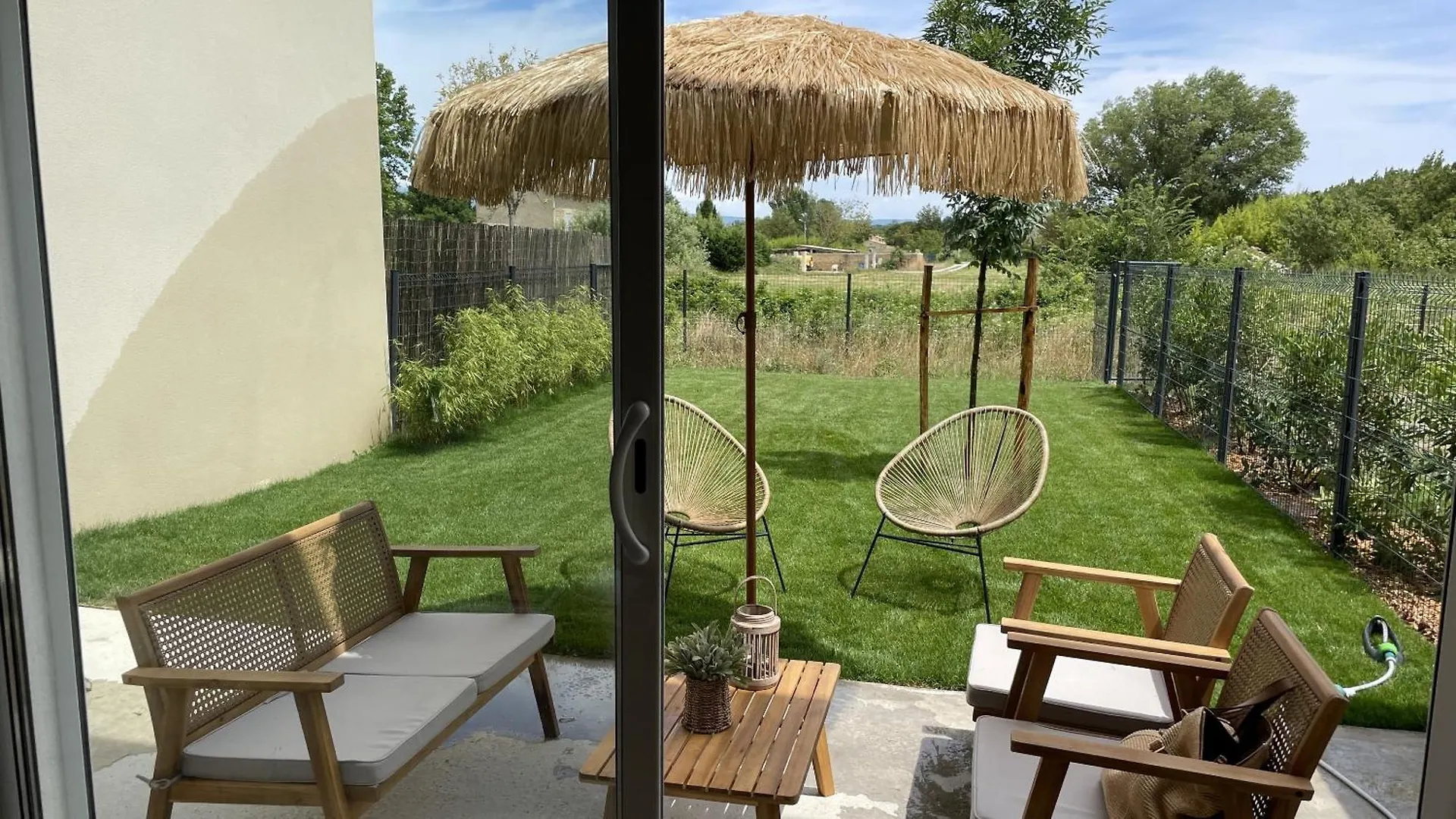 Le Clos Du Moulin 3, Home With Garden, 3 Bedroom (Adults Only) Entraigues-sur-la-Sorgue 0*,