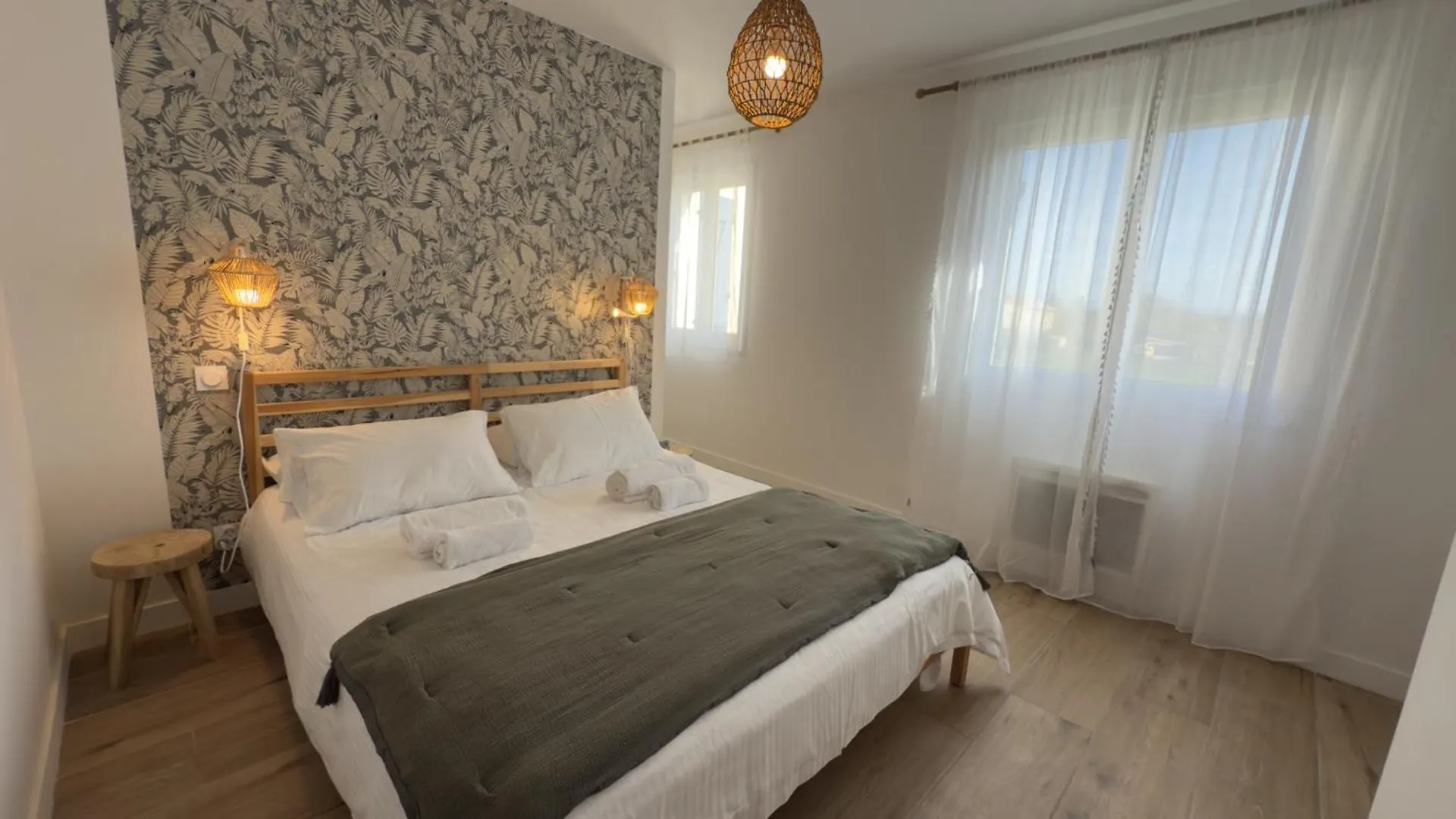 Le Clos Du Moulin 3, Home With Garden, 3 Bedroom (Adults Only) Entraigues-sur-la-Sorgue Hébergement de vacances